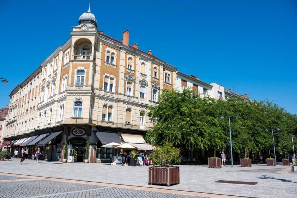 Luxus A Varos Felett Szombathely Dış mekan fotoğraf